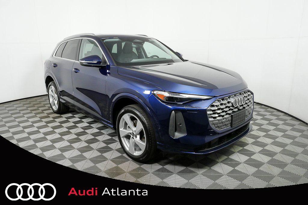 2025 Audi Q5 40 Premium Plus's photo