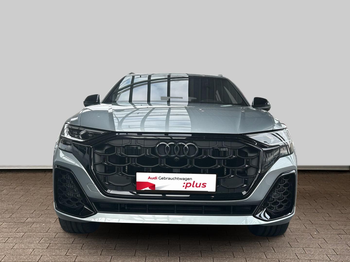 Bild über Audi Q8 SUV TFSI e S line business TFSI e quattro 360 kW tiptronic - für weitere Informationen kontaktieren Sie den Audi Partner