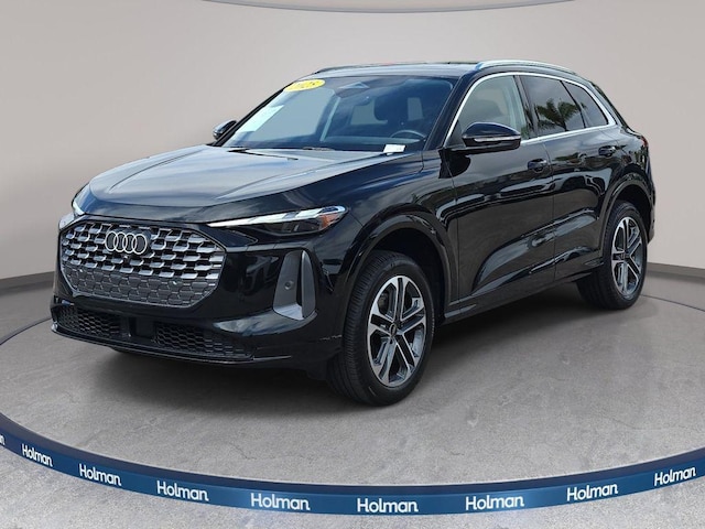 Photo of 2025 Audi Q5
