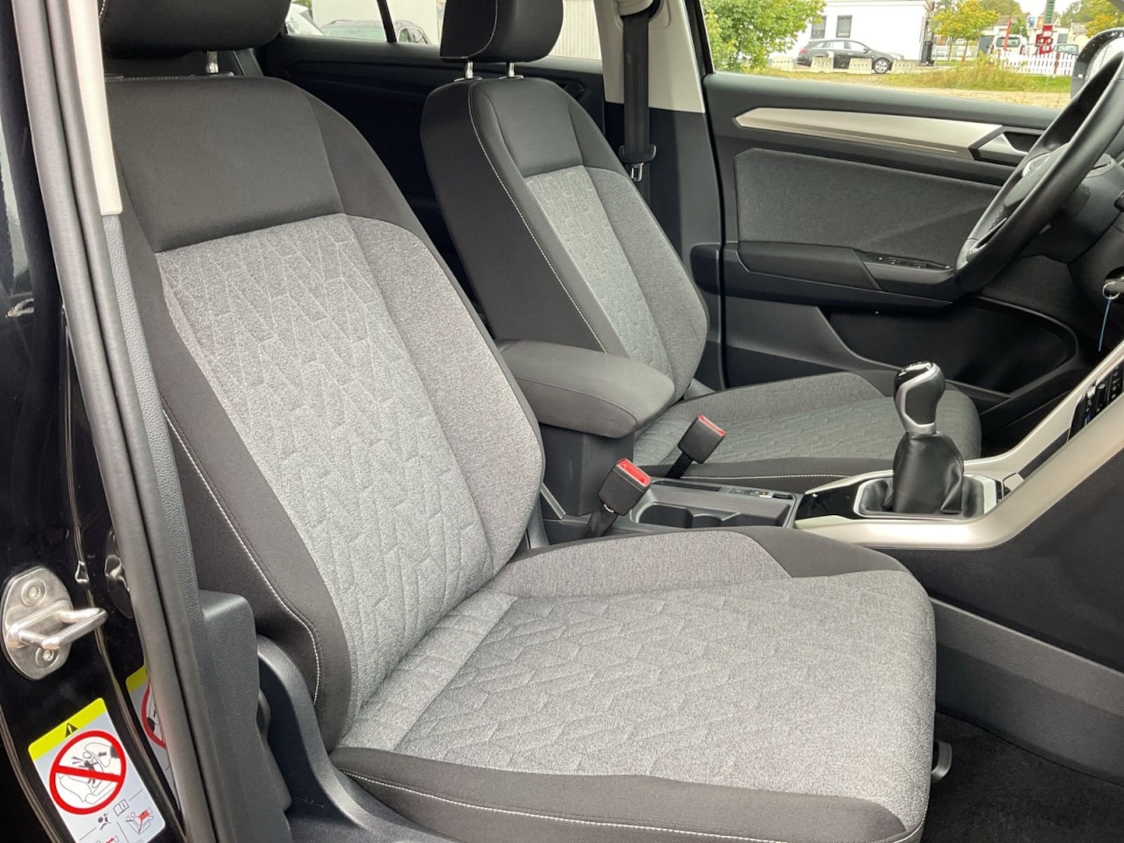 Volkswagen T-Roc – Bild 10