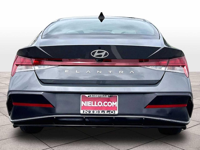 2024 Hyundai Elantra