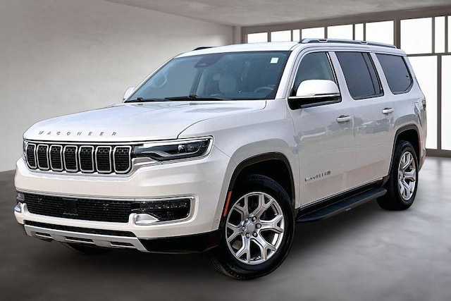 2022 Jeep Wagoneer