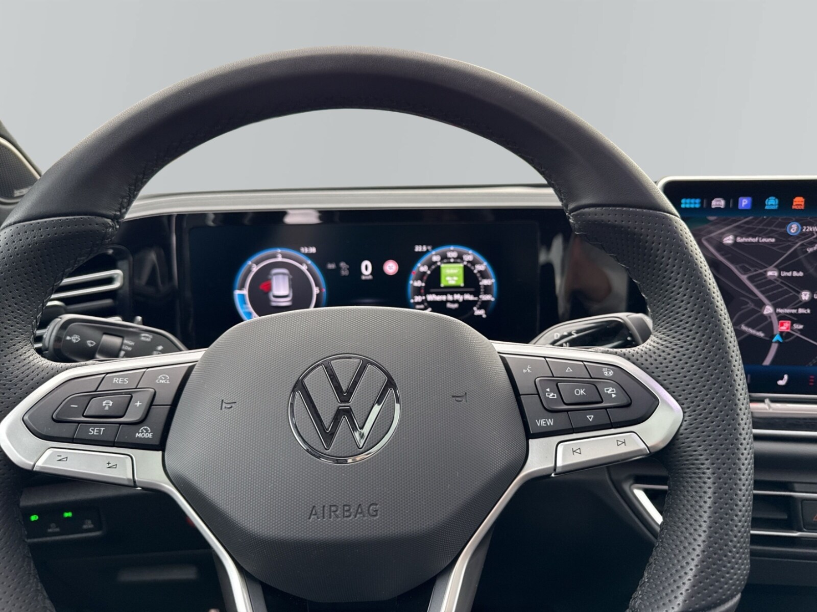Volkswagen Tiguan – Bild 12