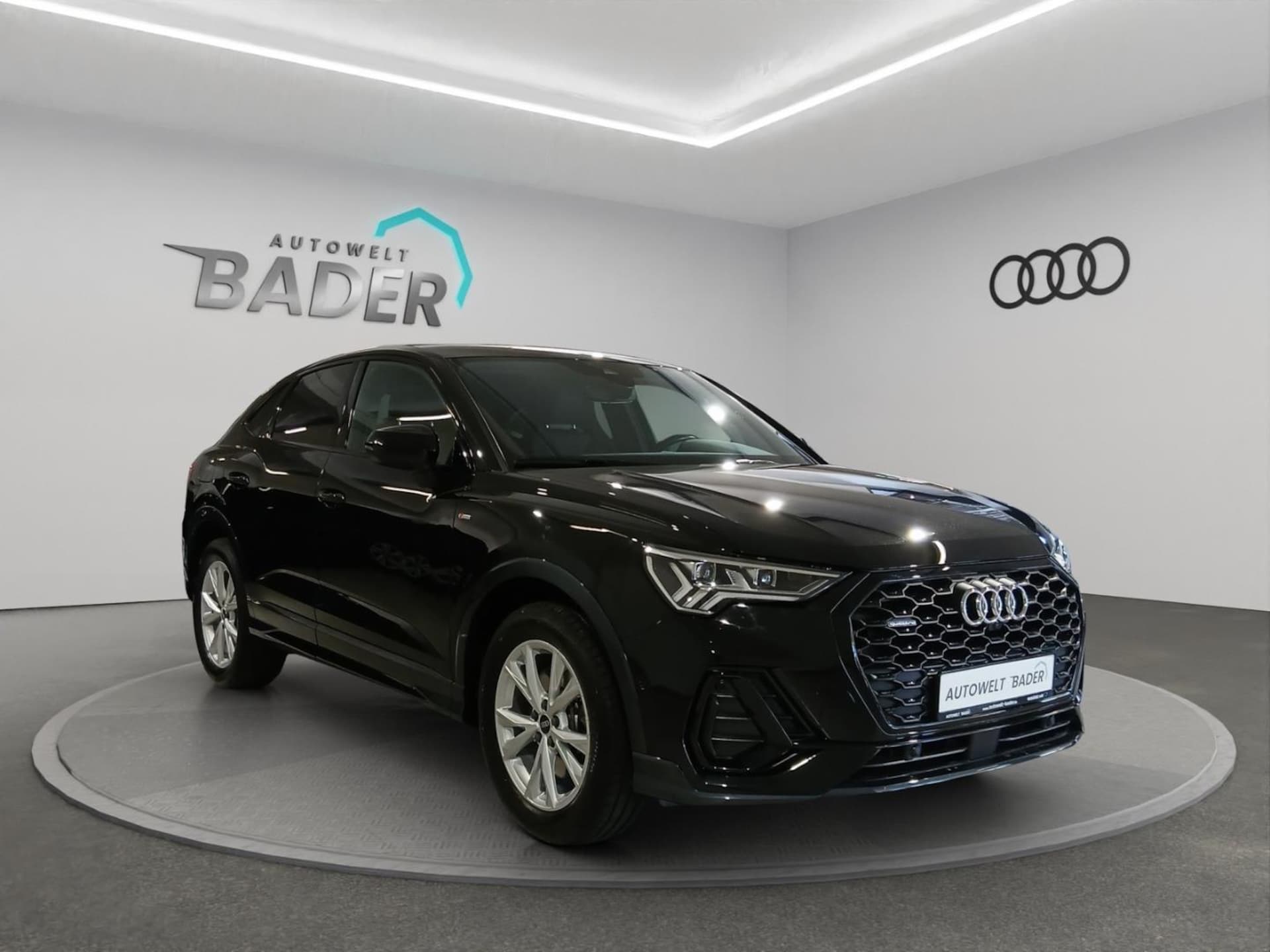 Audi Q3 Sportback S line