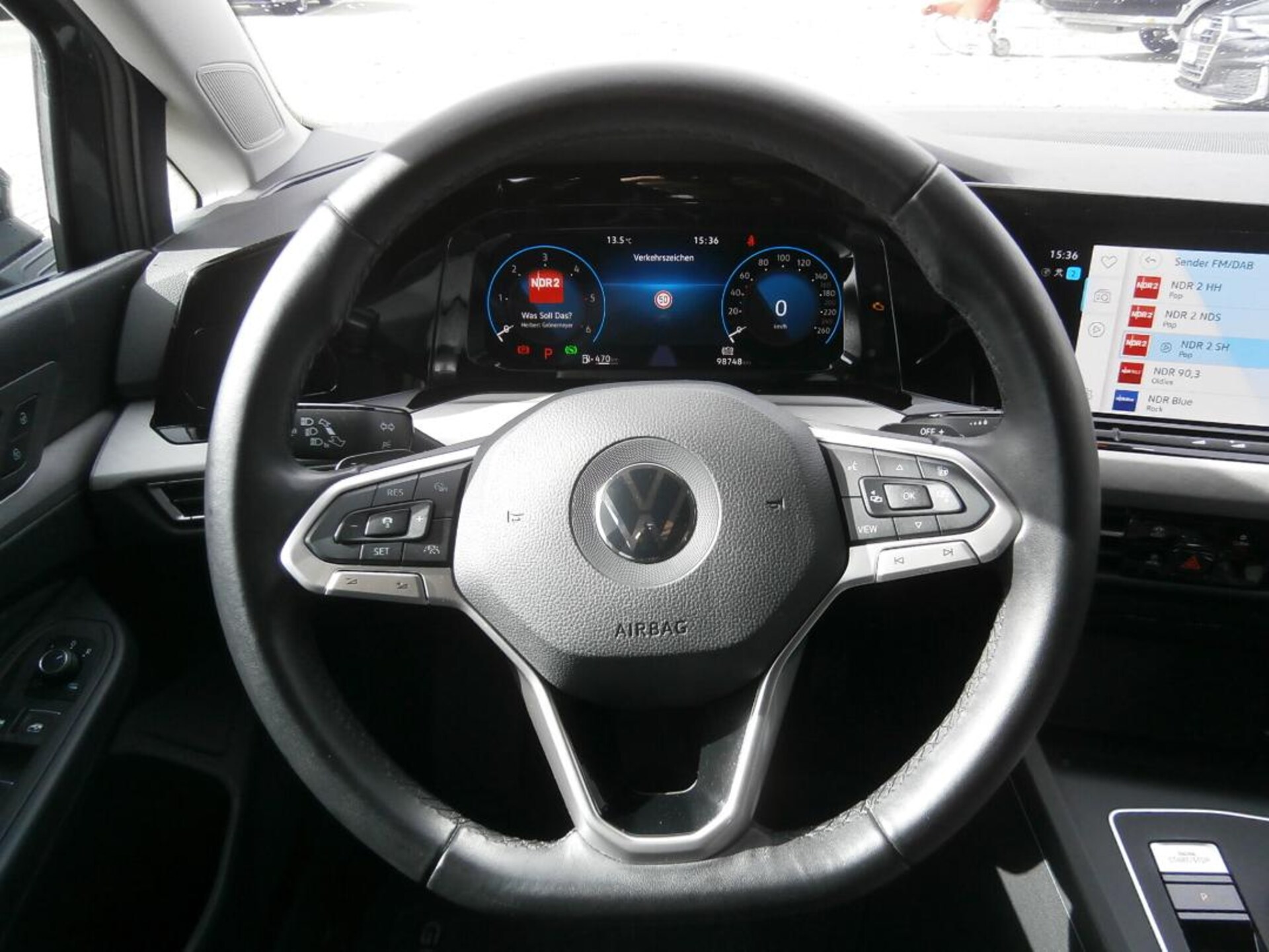 Volkswagen Golf Variant Life