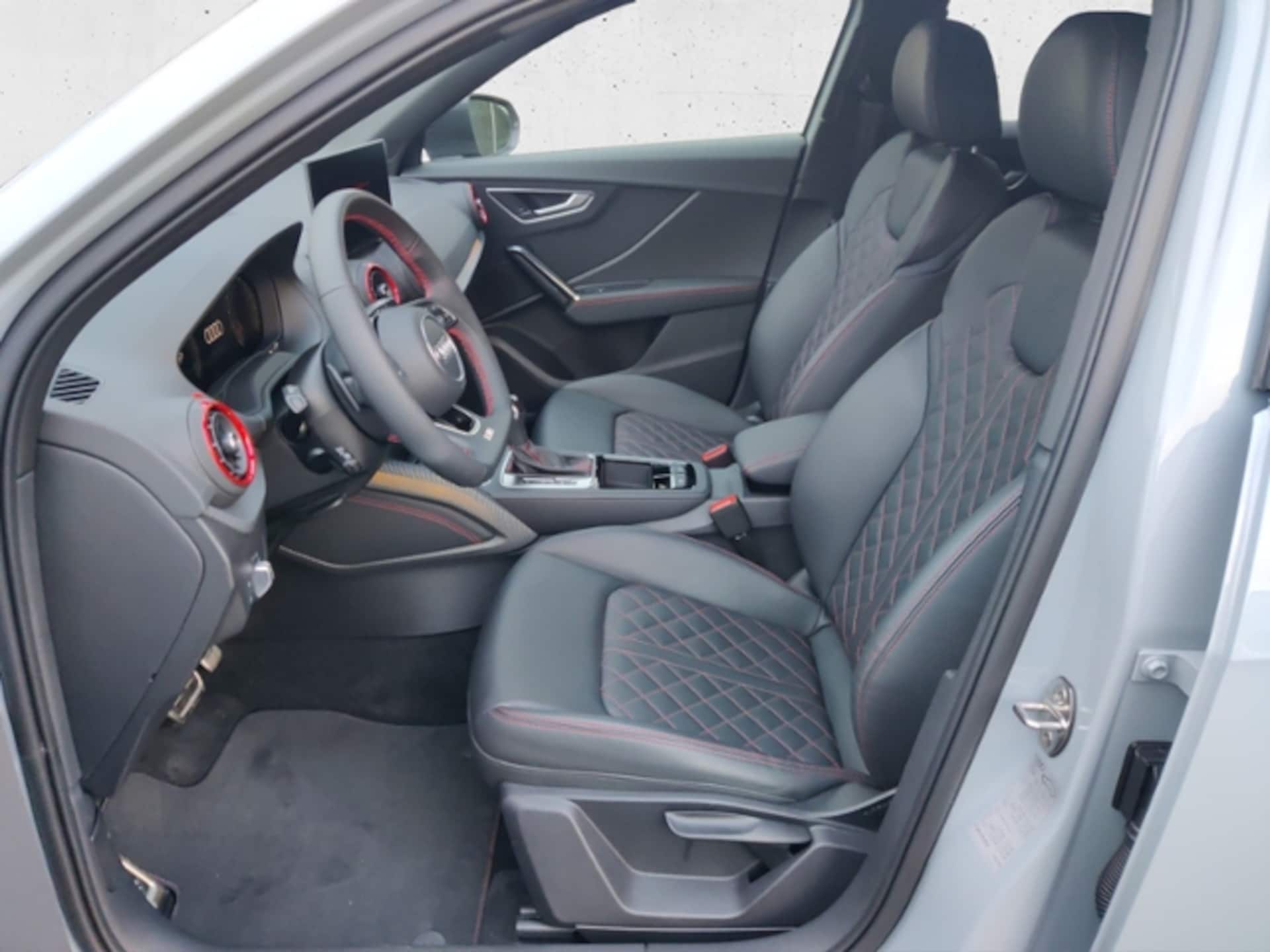 Audi Q2 S line