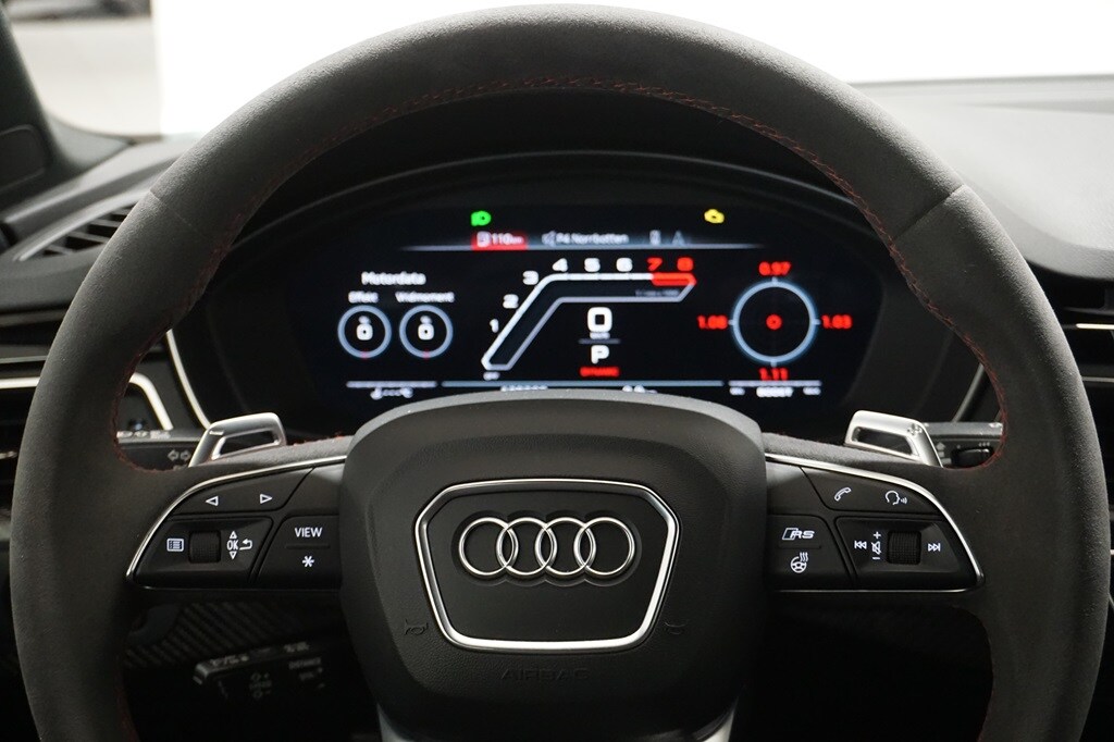 Bild som visar&nbsp;Audi RS 4 Avant&nbsp;RS 4 Avant 450 hk tiptronic - för mer information kontakta din Audi Partner