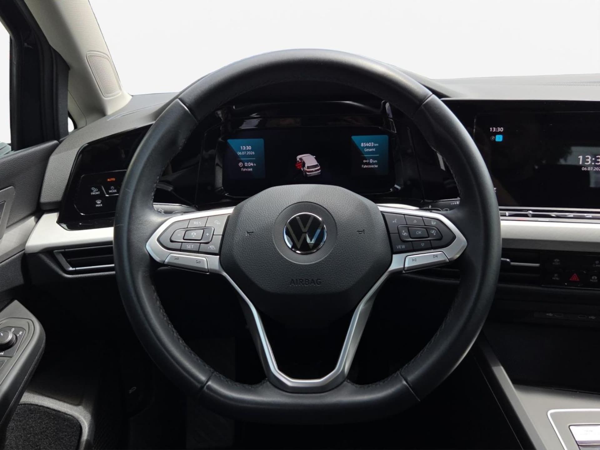 Volkswagen Golf Life