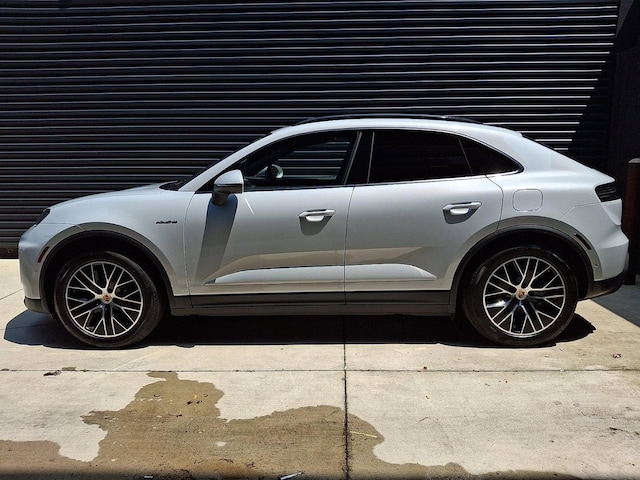 2026 Porsche Macan Electric