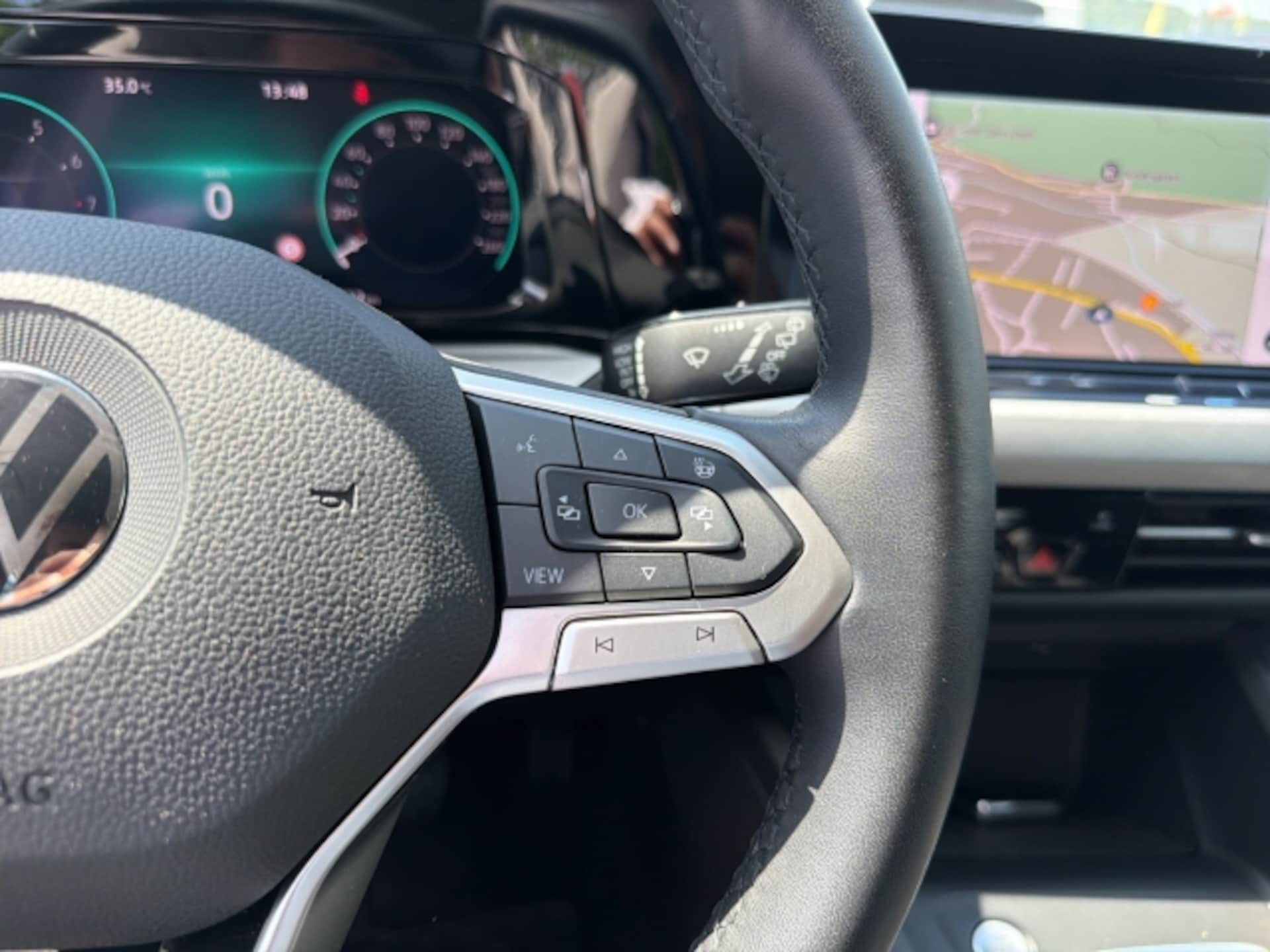 Volkswagen Golf Life