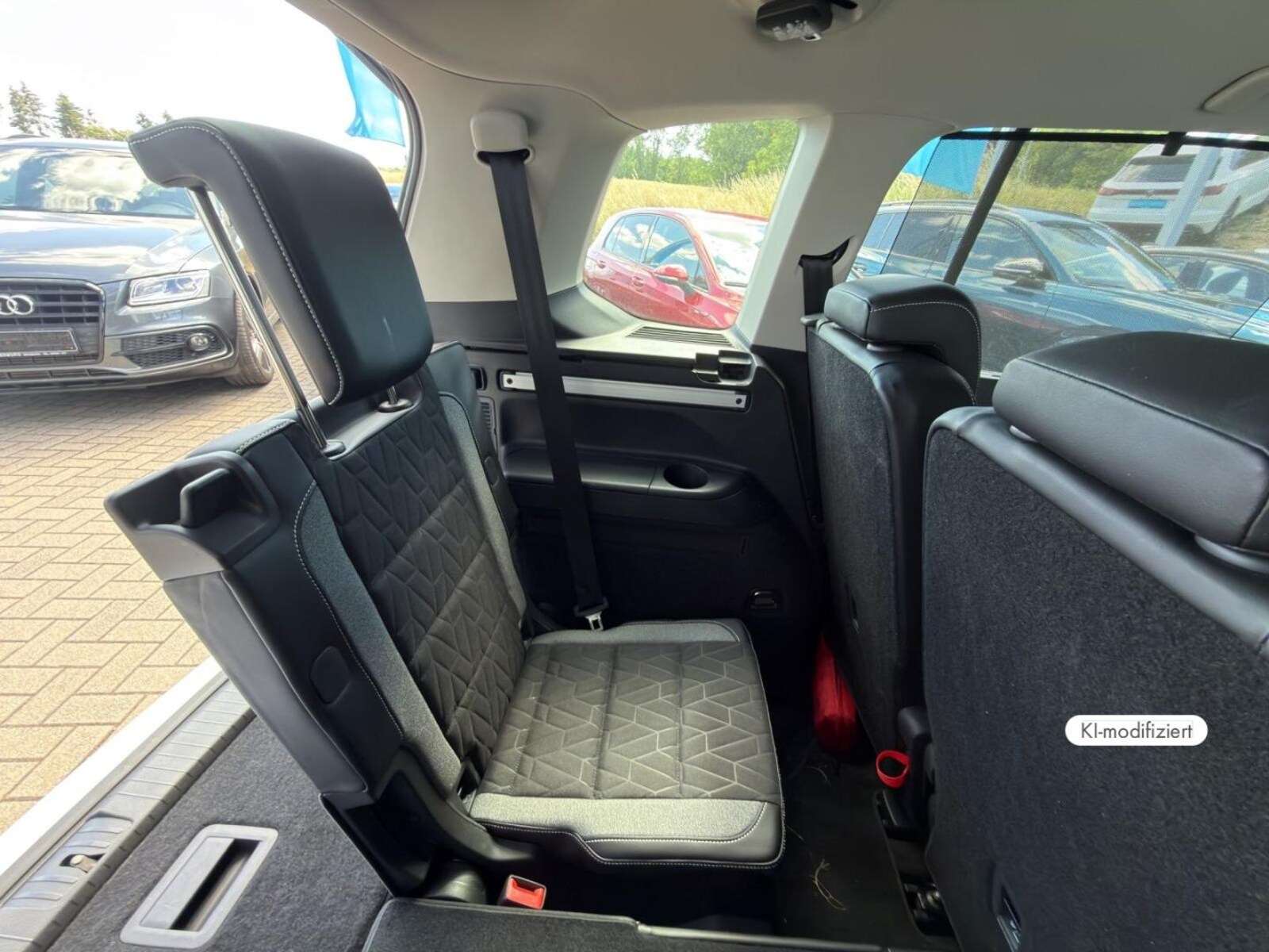 Volkswagen Touran – Bild 16
