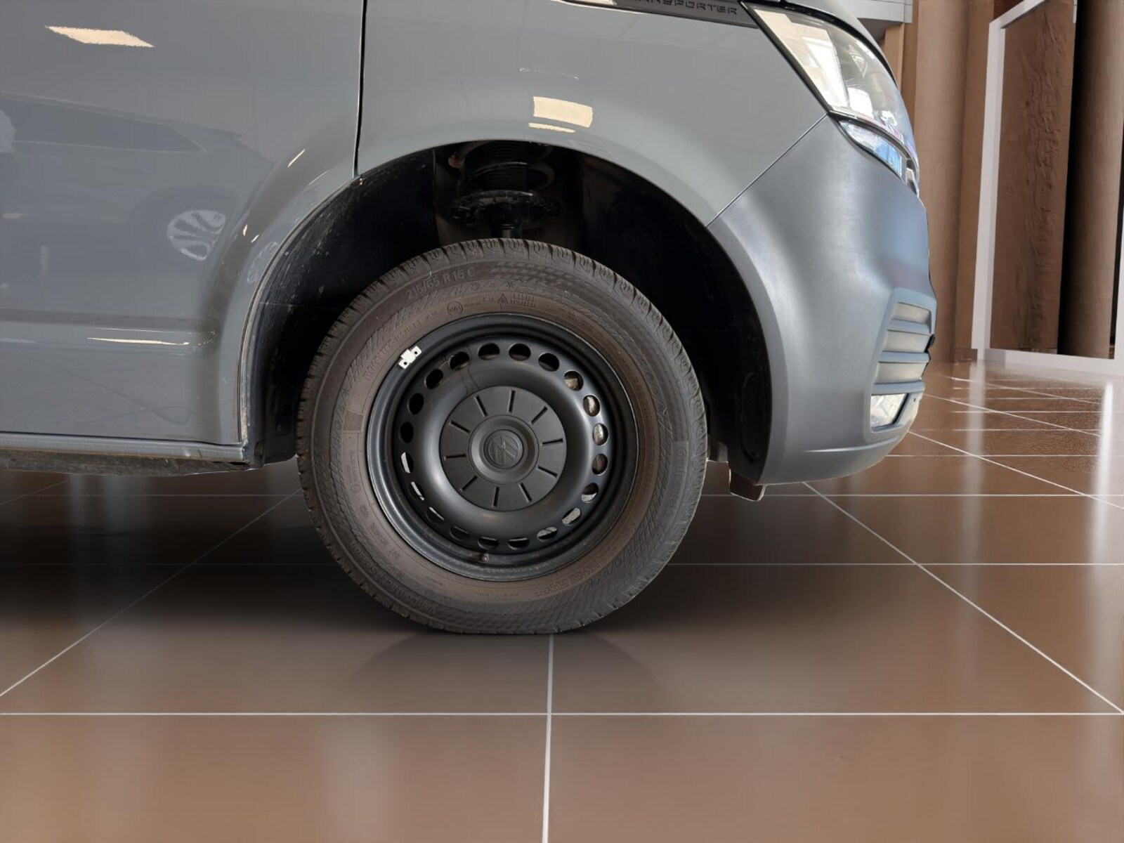 Volkswagen T6.1 Transporter Kasten kurzer Radstand – Bild 10