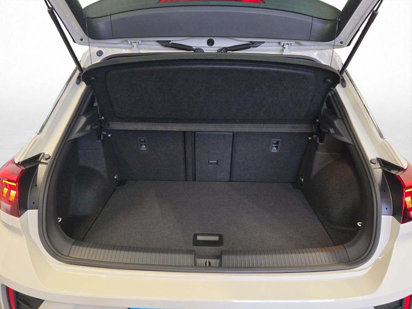 Volkswagen T-Roc – Bild 12