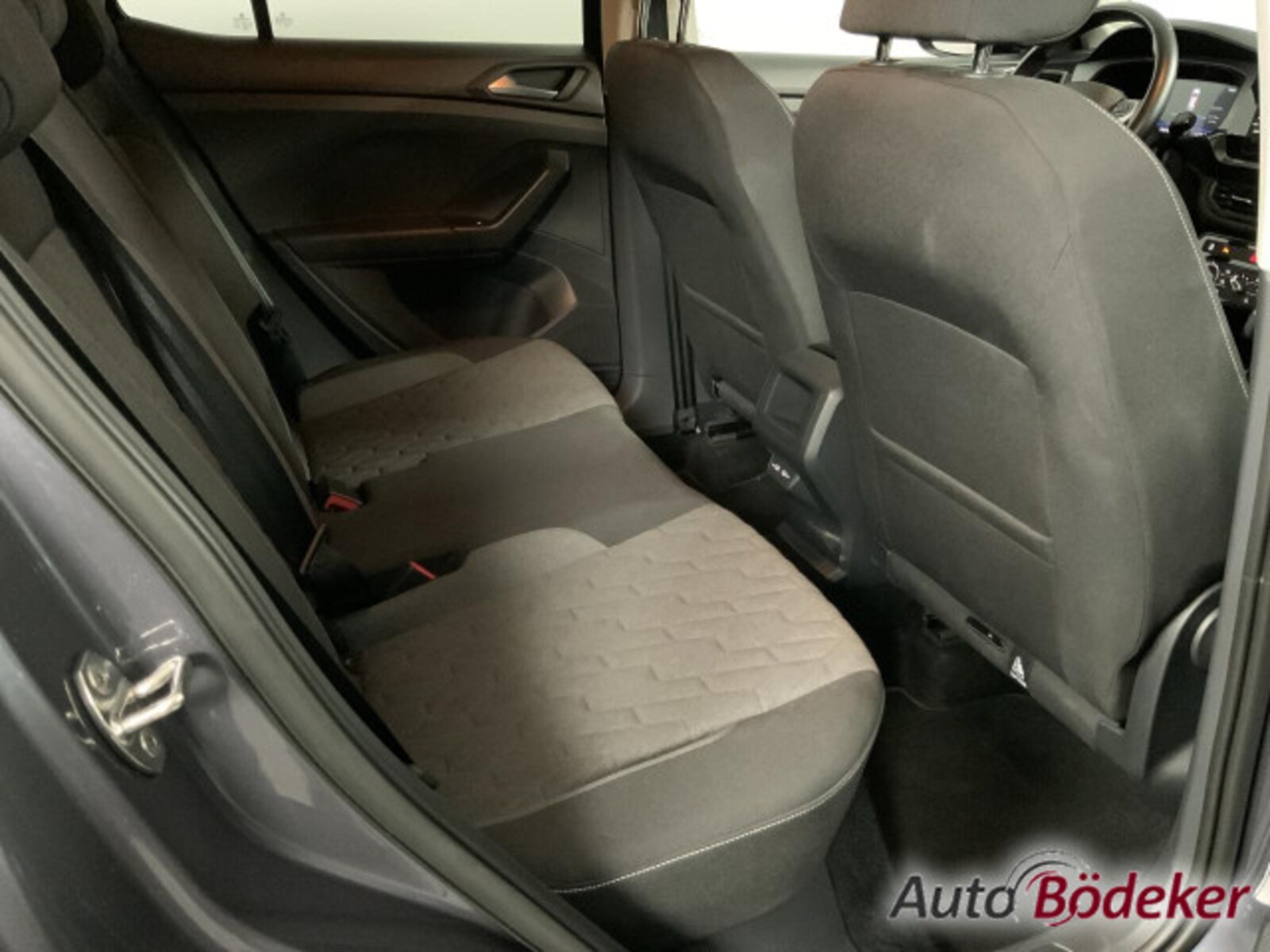 Volkswagen T-Cross – Bild 10