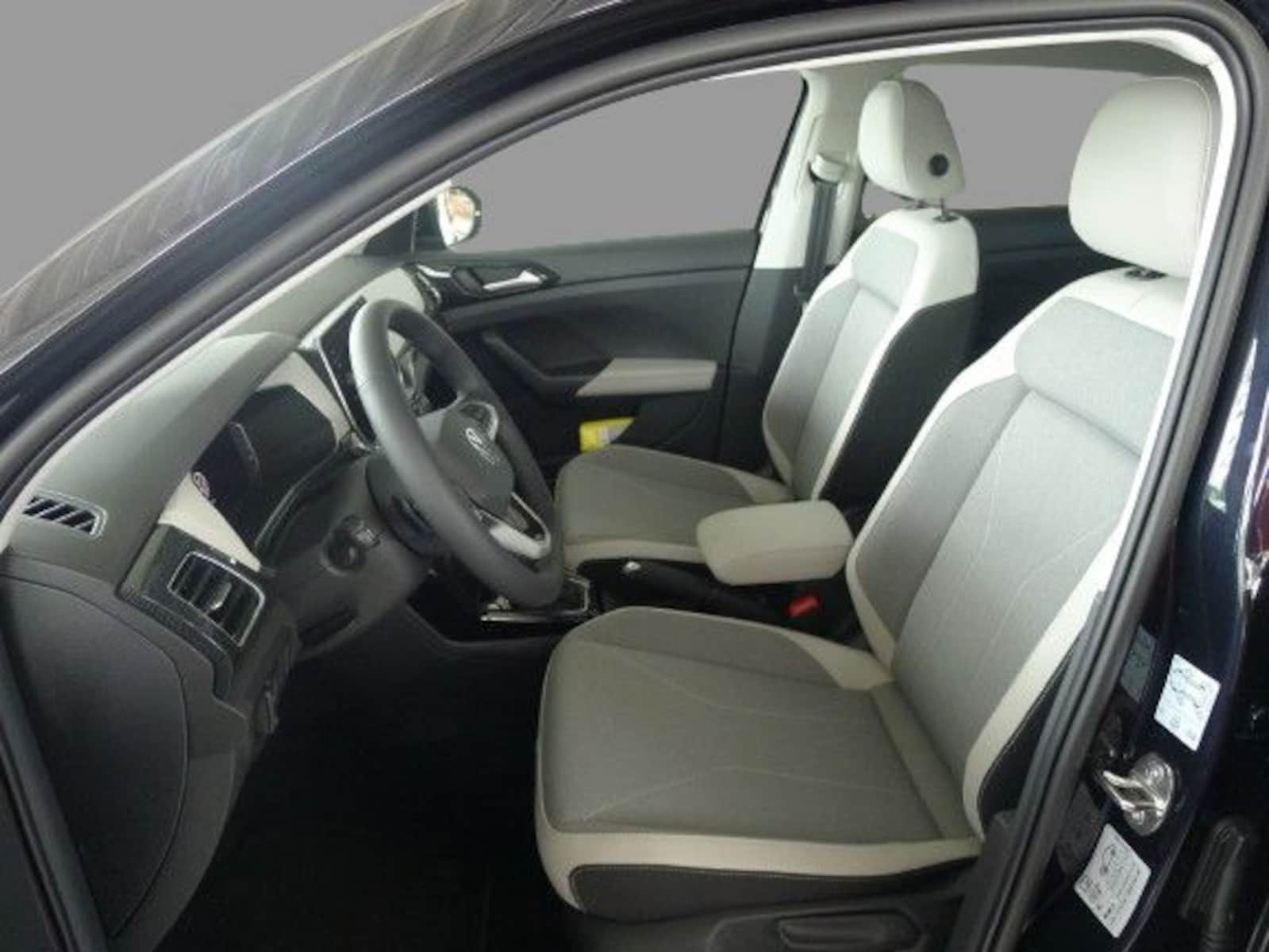 Volkswagen T-Cross – Bild 8