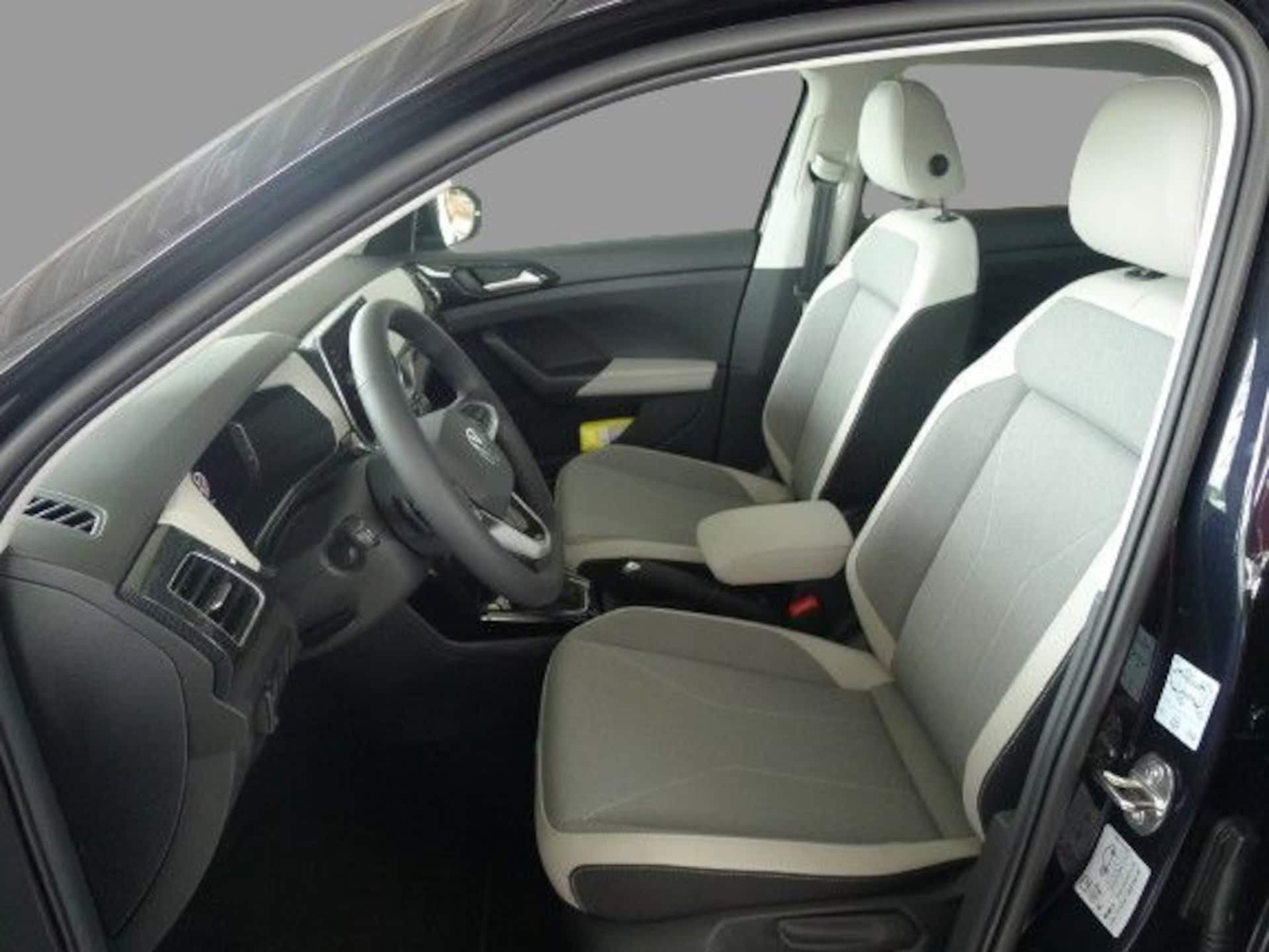 Volkswagen T-Cross Style