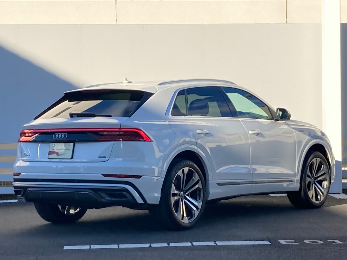 Image about Audi Q8 55 TFSI quattro debut package S line