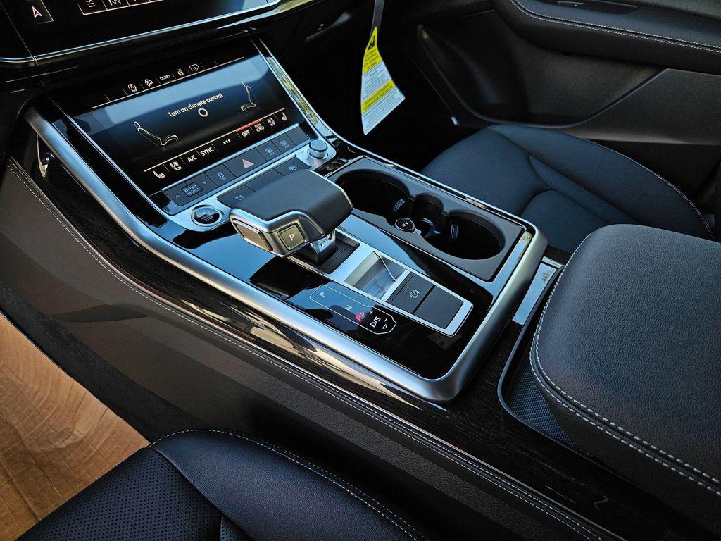 2026 Audi Q7 Premium Plus - Photo 14