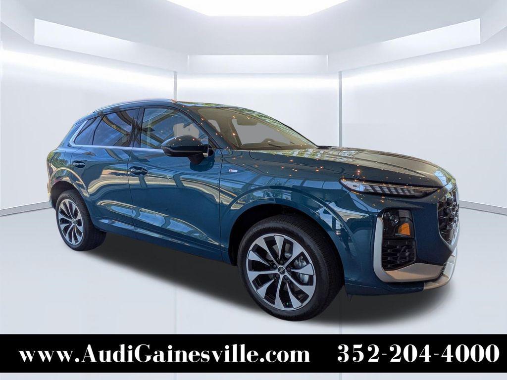 2026 Audi Q3 S line quattro's photo