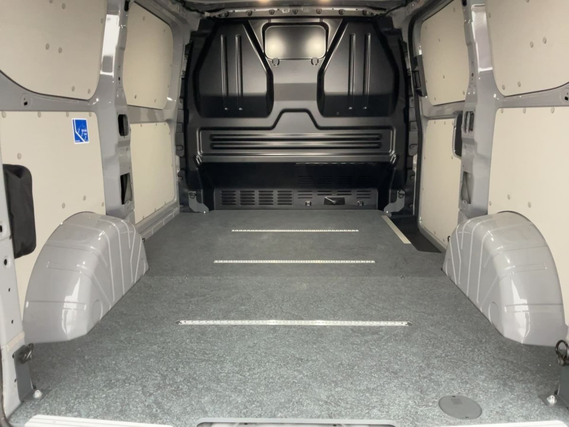 Volkswagen Transporter Kasten kurzer Radstand