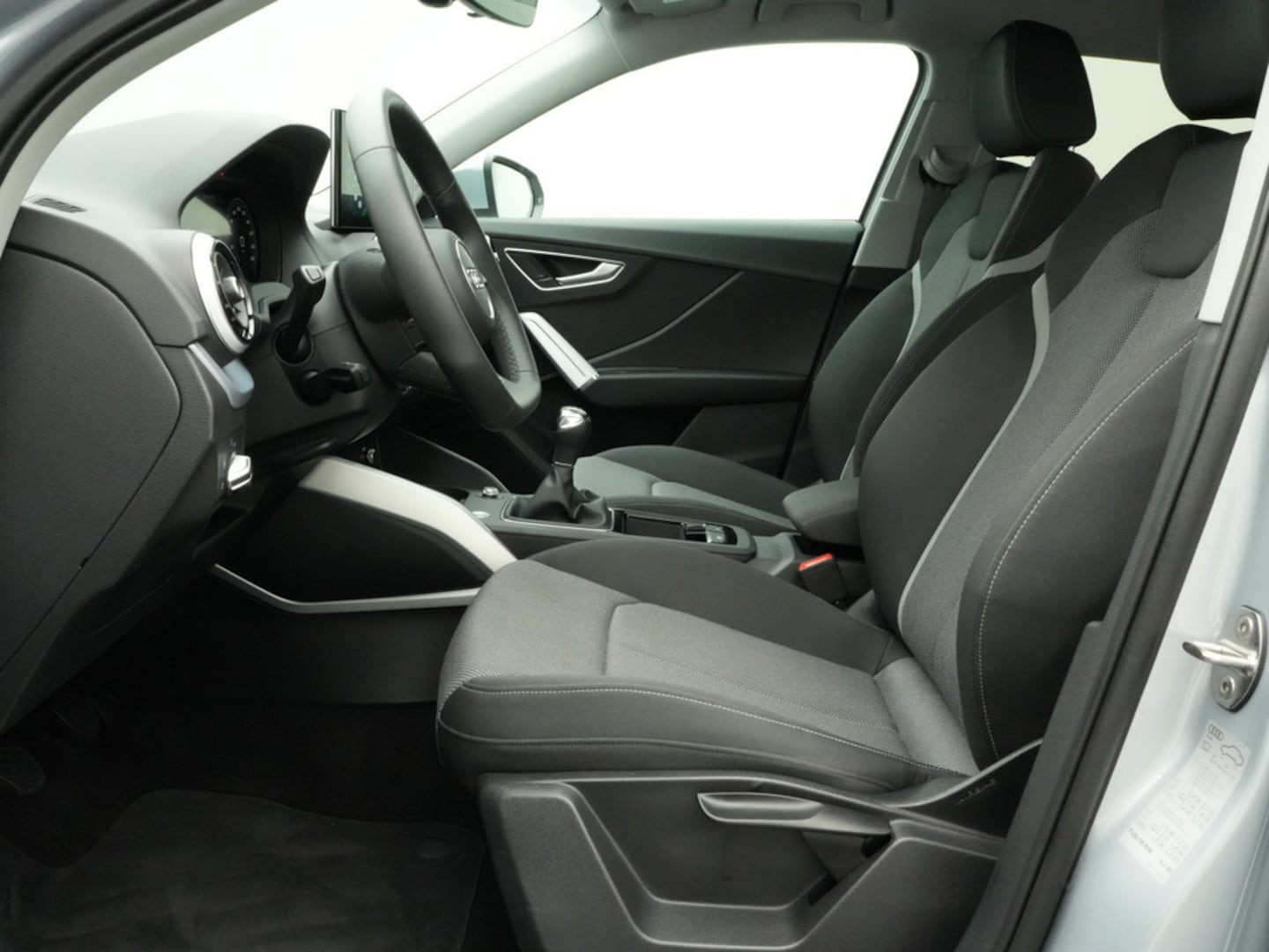 Bild über Audi Q2 advanced 30 TDI Schaltgetriebe - für weitere Informationen kontaktieren Sie den Audi Partner