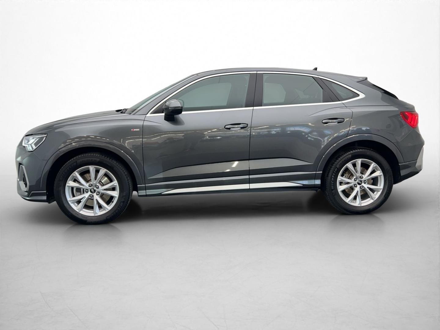 Bild über Audi Q3 Sportback S line 40 TFSI quattro S tronic - für weitere Informationen kontaktieren Sie den Audi Partner