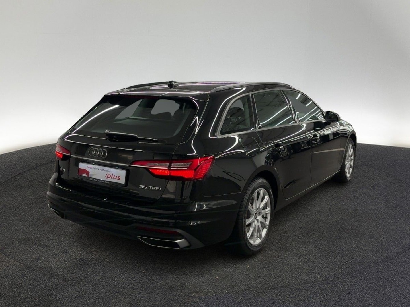 Bild über Audi A4 Avant 35 TFSI S tronic - für weitere Informationen kontaktieren Sie den Audi Partner