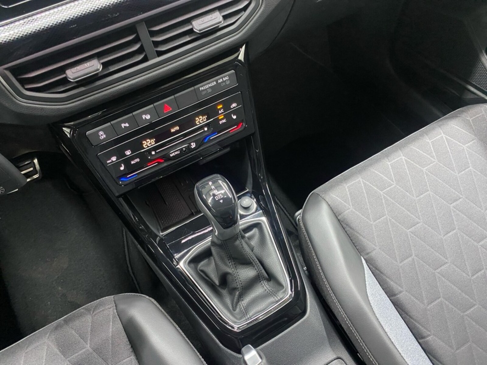 Volkswagen T-Cross – Bild 11