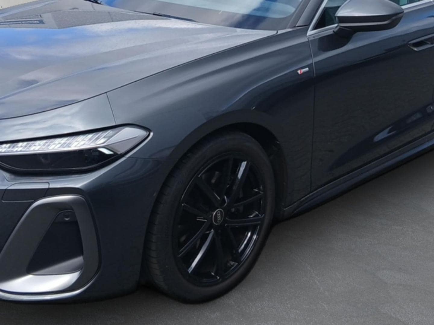 Bild über Audi A5 Limousine TFSI S tronic - für weitere Informationen kontaktieren Sie den Audi Partner