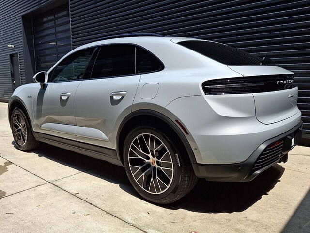 2026 Porsche Macan Electric