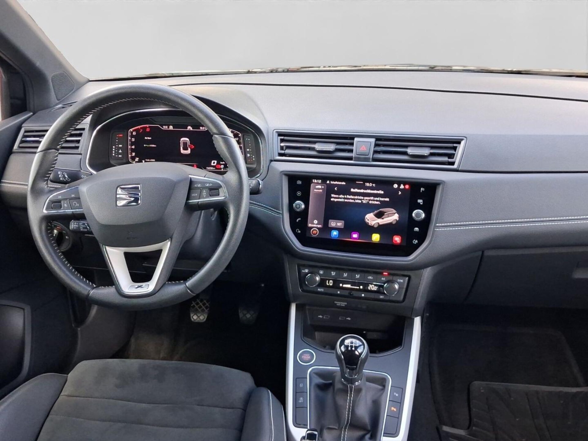 SEAT Arona XCELLENCE