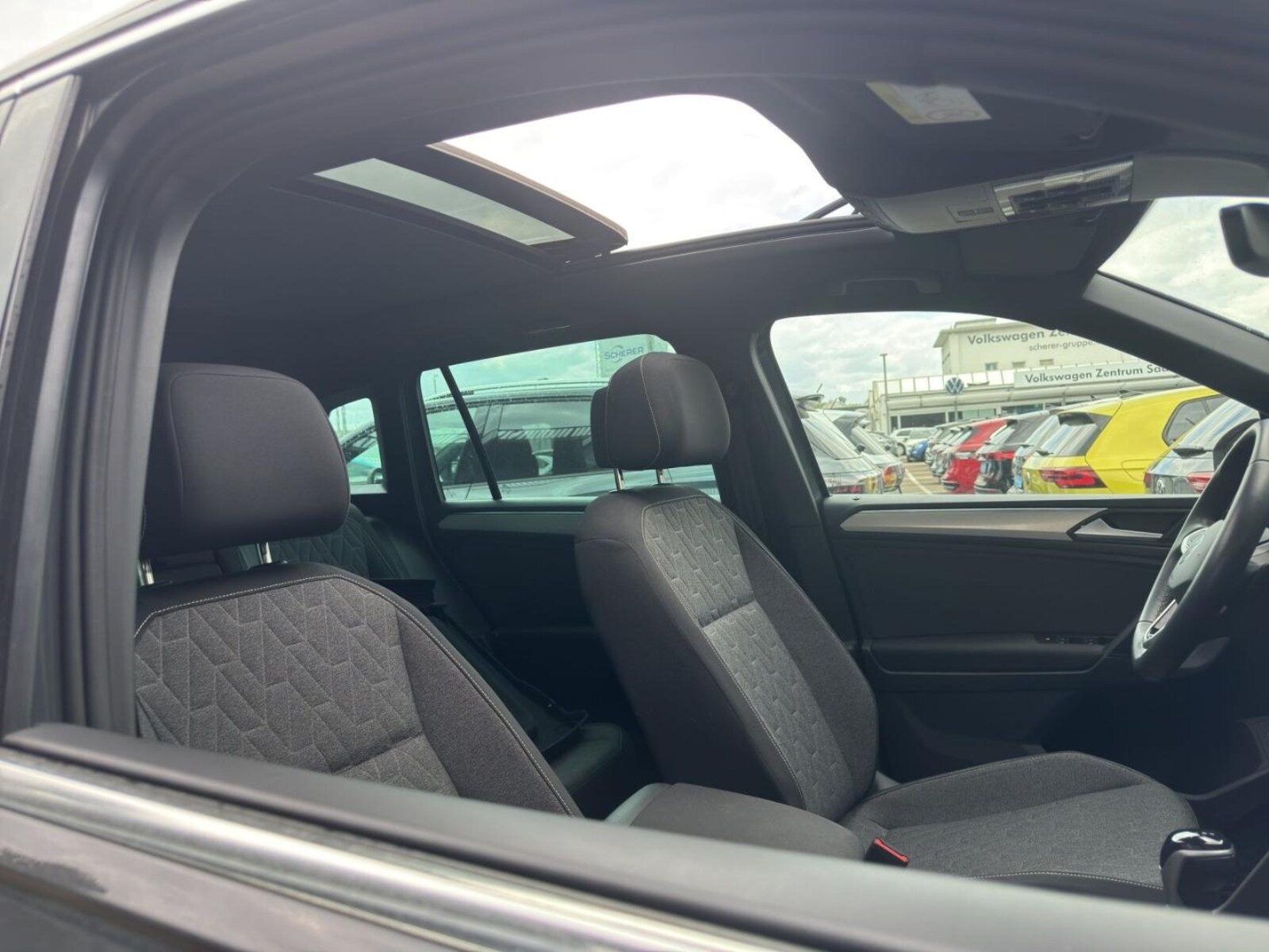 Volkswagen Tiguan – Bild 14