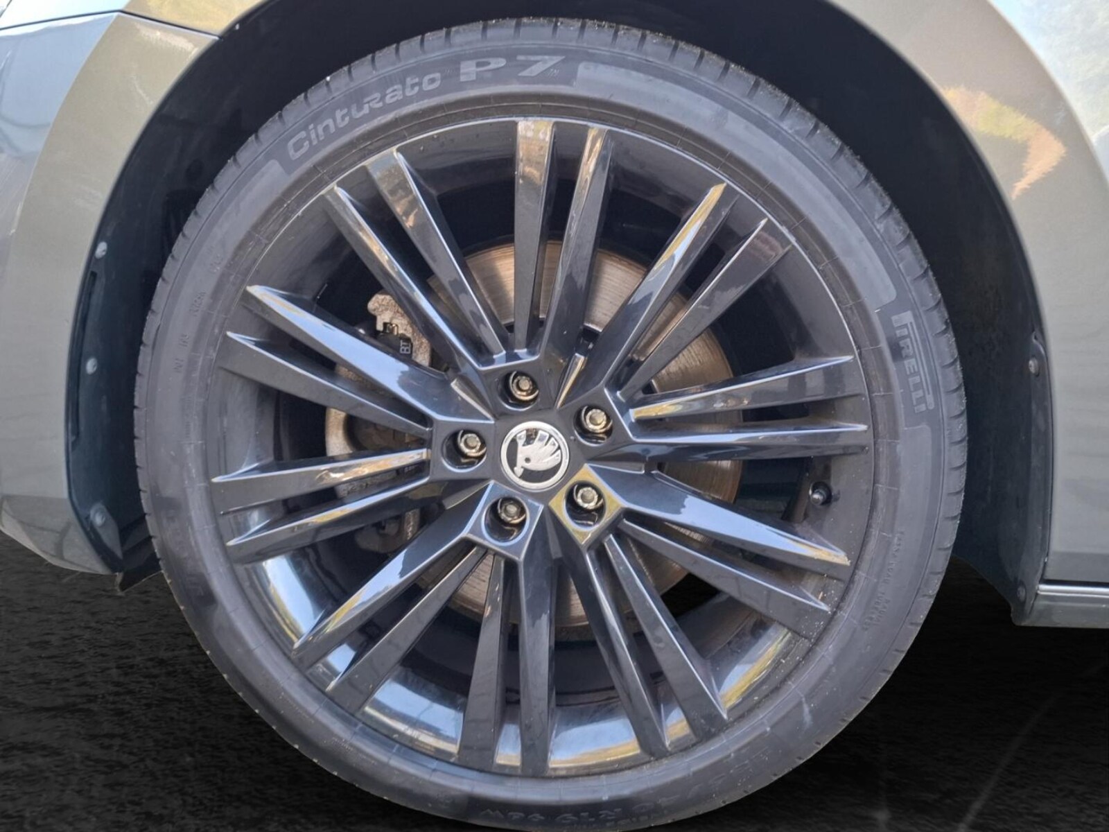 Škoda Superb Combi – Bild 5