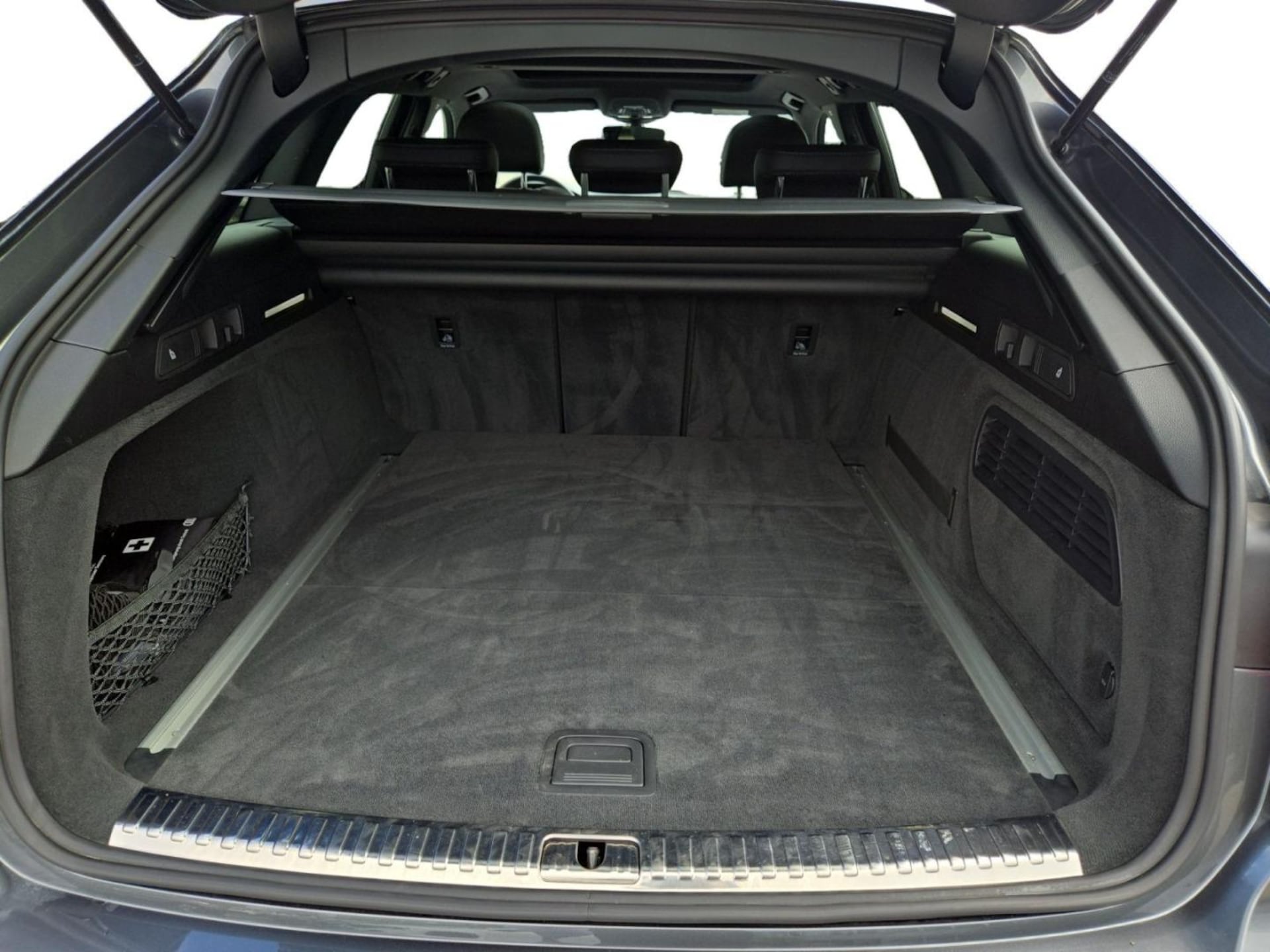 Audi S6 Avant
