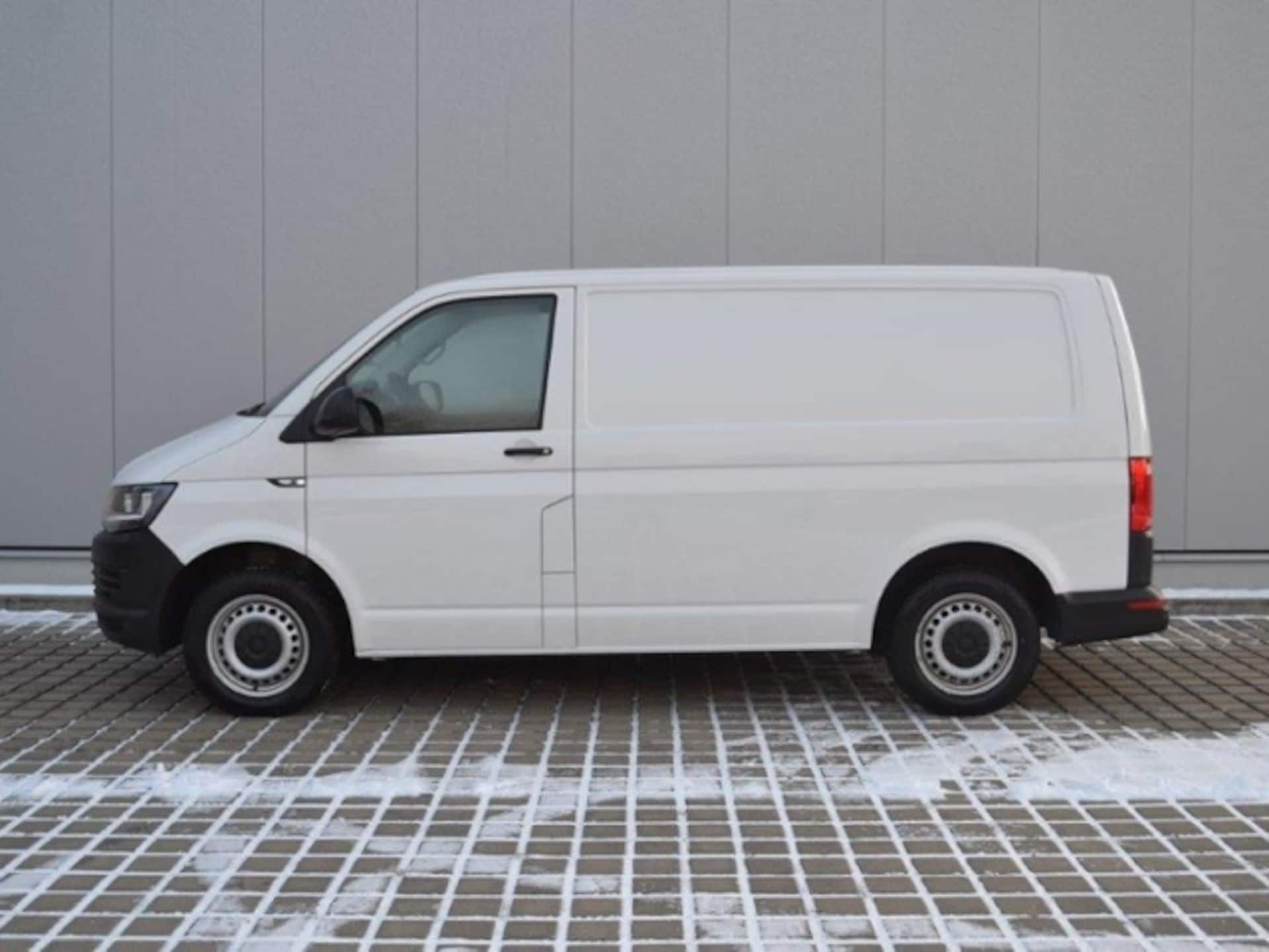 Volkswagen T6 Transporter Kasten kurzer Radstand