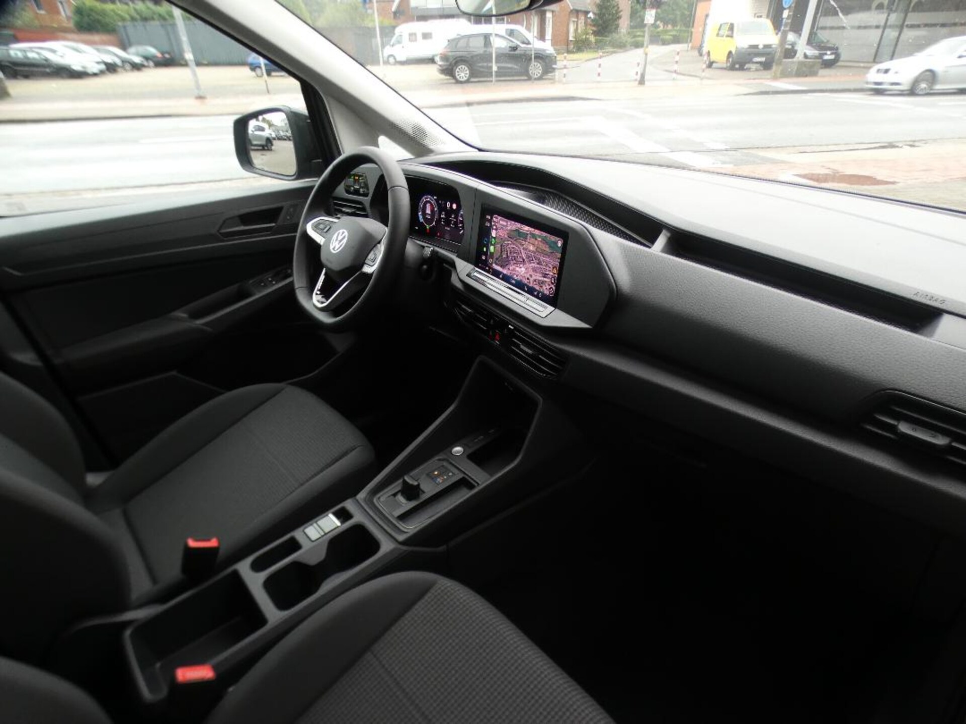 Volkswagen Caddy Maxi Basis-Modell
