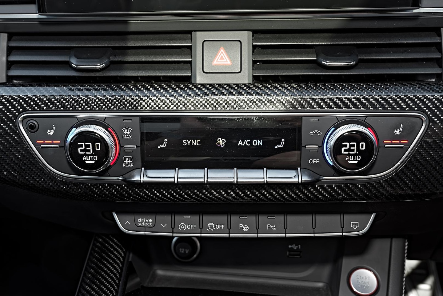 Image about Audi RS 5 Coupé RS 5 Coupé 331 kW tiptronic