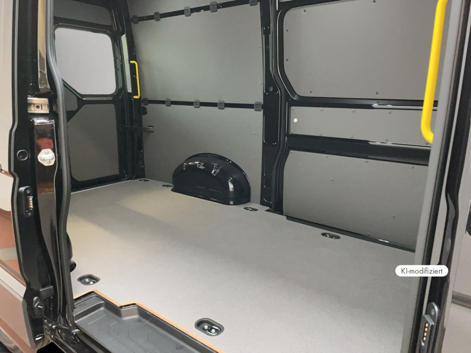 Volkswagen Crafter Kasten mittlerer Radstand – Bild 15
