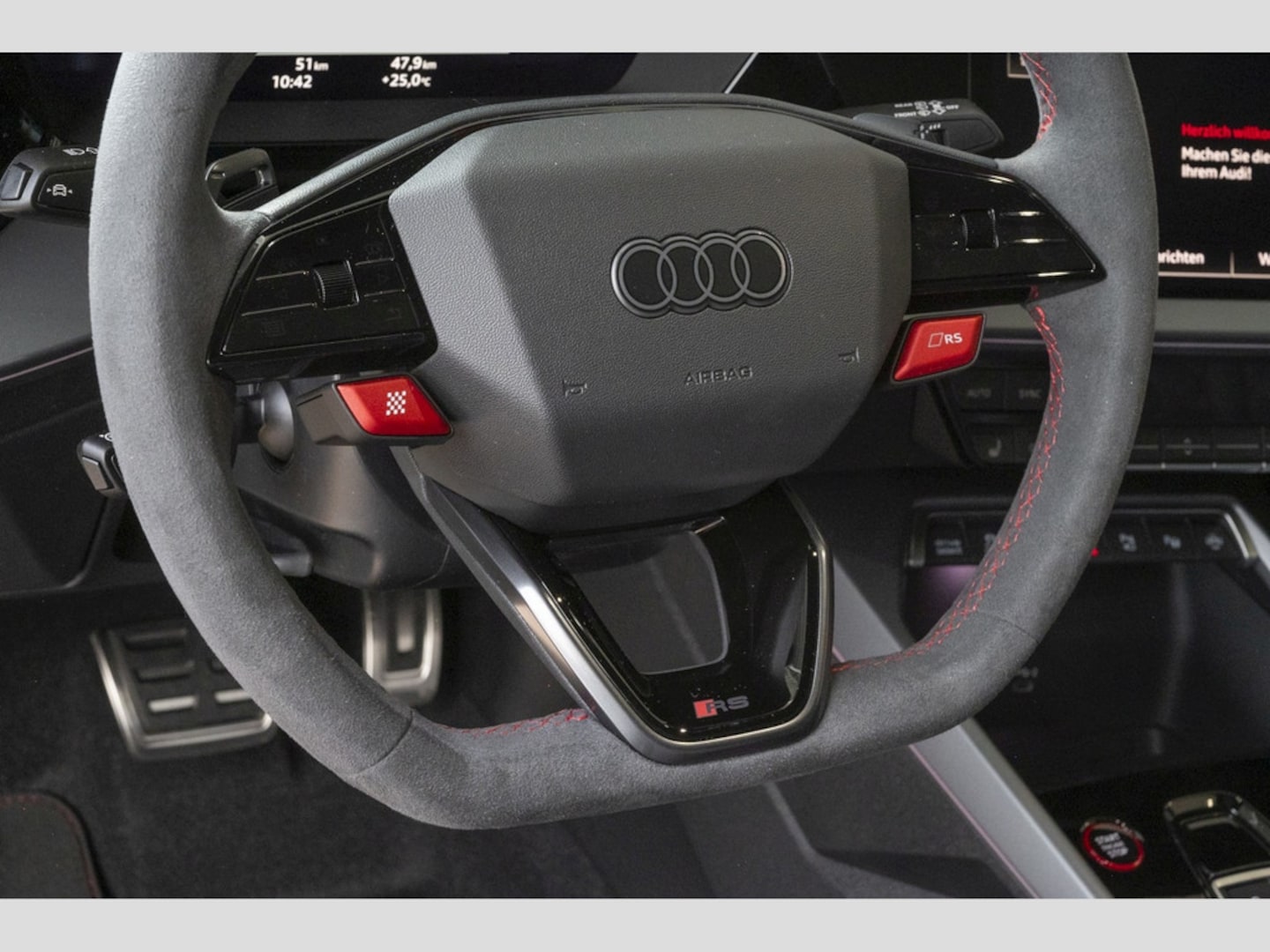 Bild über Audi RS 3 Sportback TFSI quattro 294 kW S tronic - für weitere Informationen kontaktieren Sie den Audi Partner