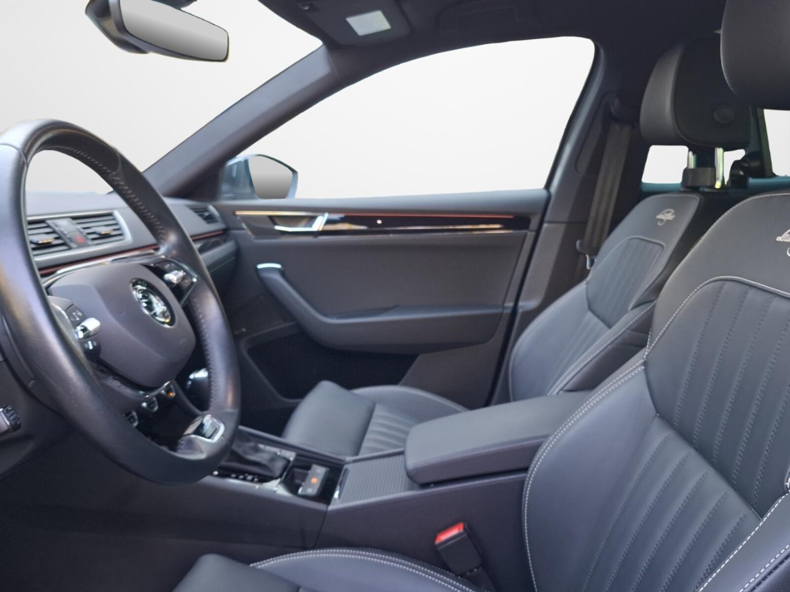 Škoda Superb Combi – Bild 7