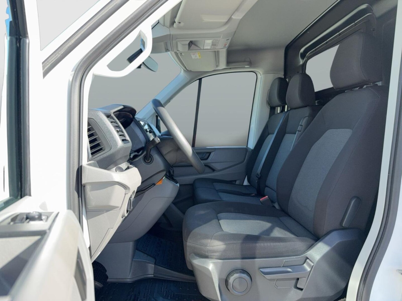 Volkswagen Crafter Kasten mittlerer Radstand – Bild 9
