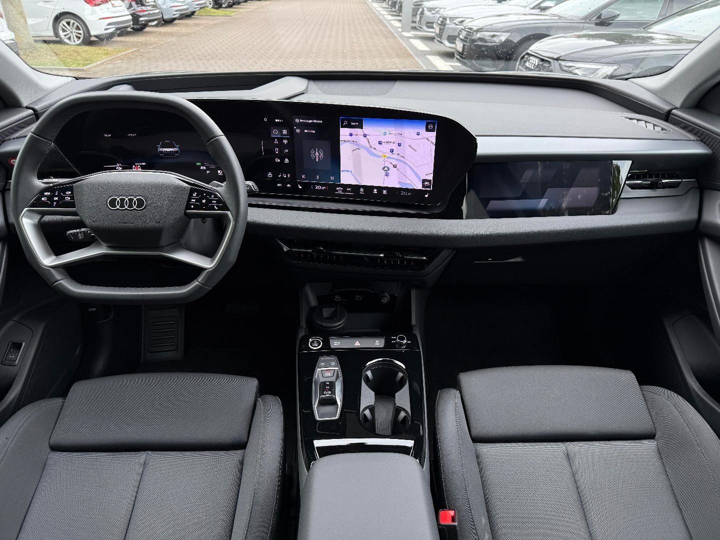 Bild über Audi Q6 SUV e-tron e-tron performance - für weitere Informationen kontaktieren Sie den Audi Partner