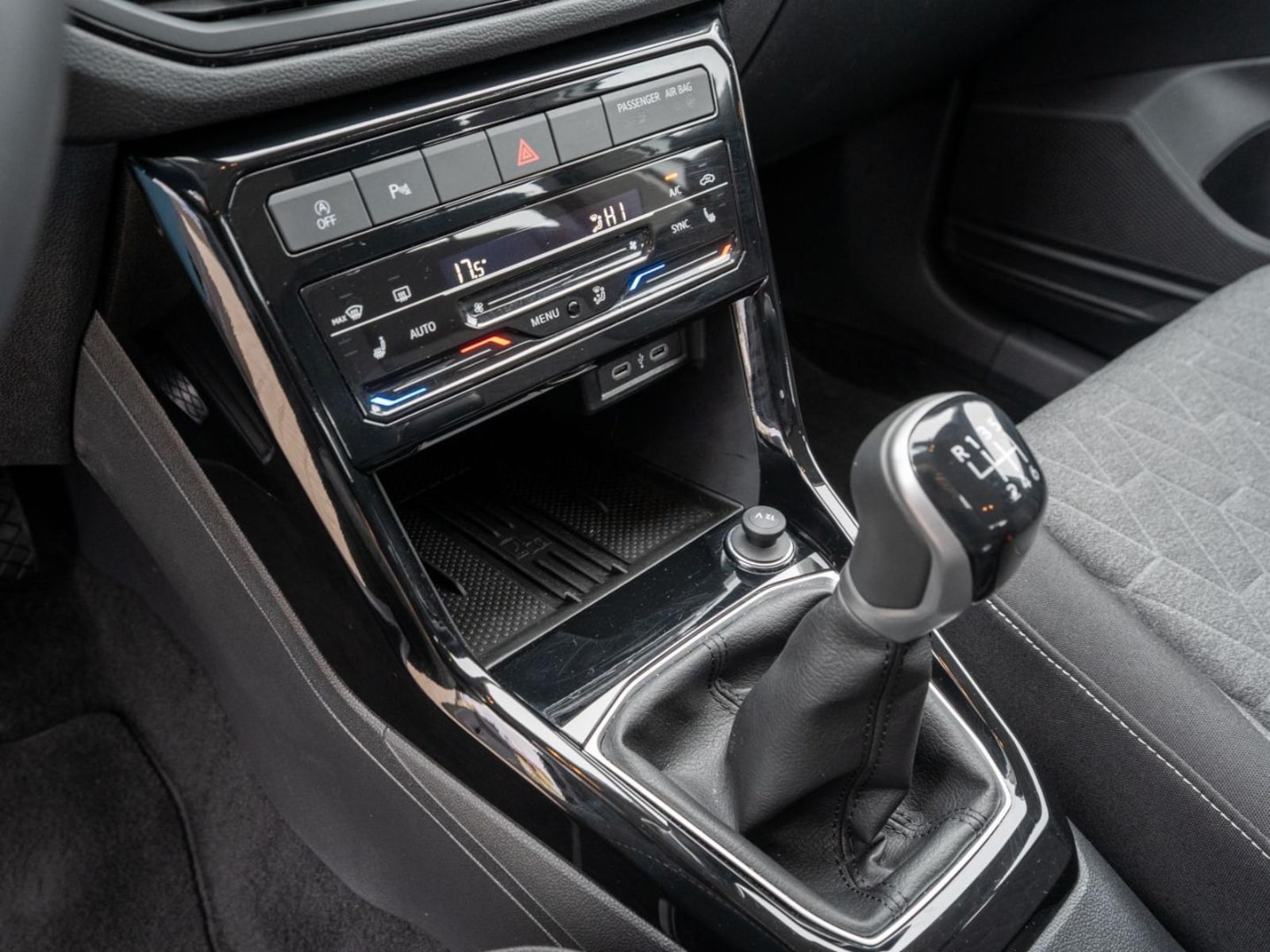 Volkswagen T-Cross – Bild 16