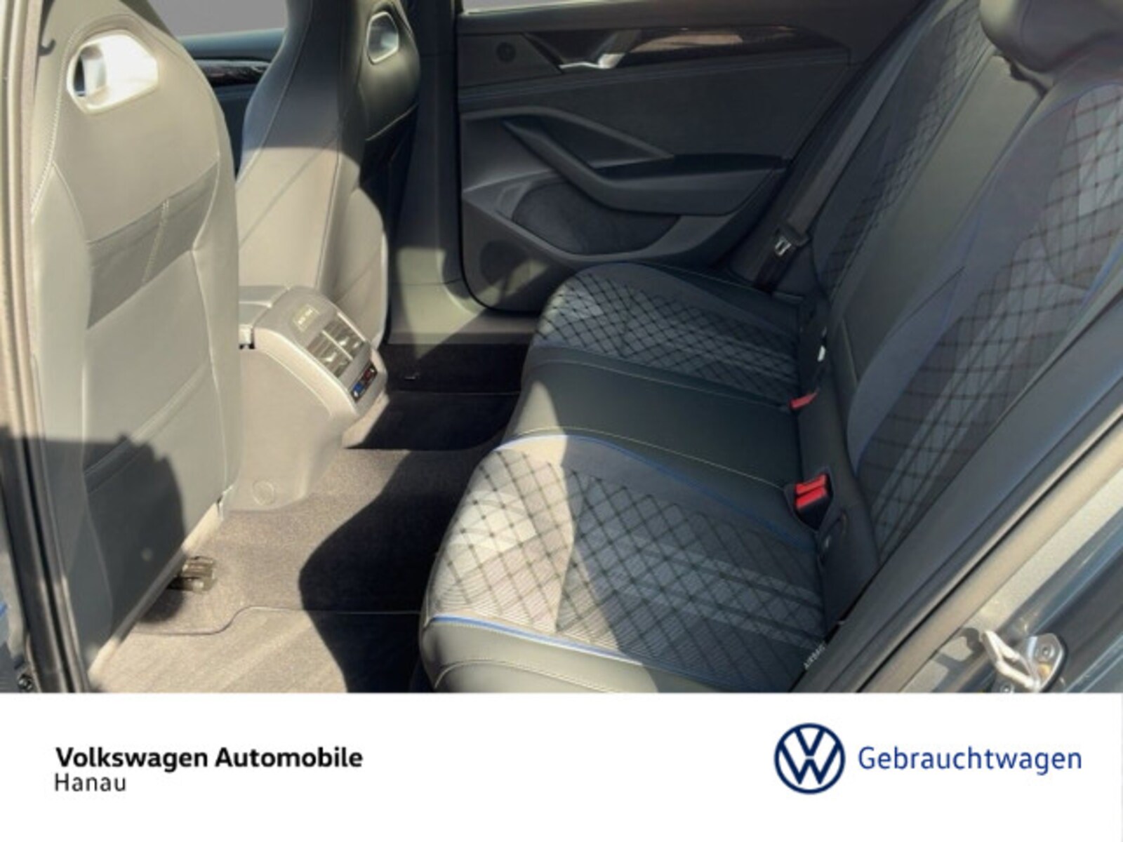Volkswagen Passat – Bild 8
