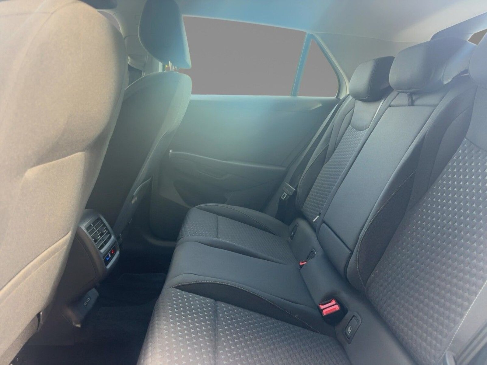 Volkswagen T-Roc – Bild 9