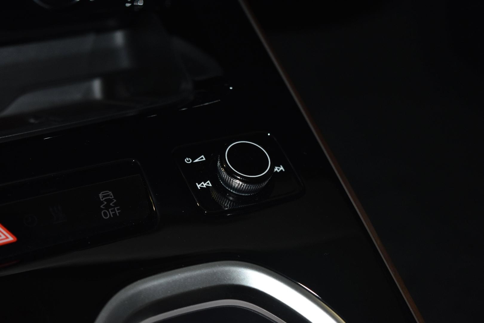 2026 Audi A6 Premium Plus - Photo 10