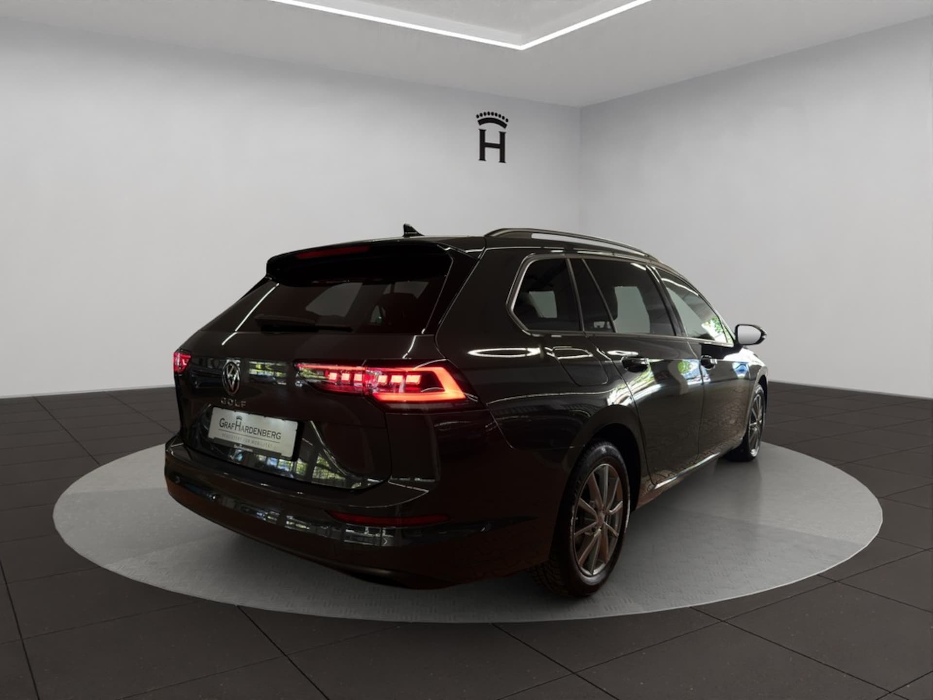 Volkswagen Golf Variant Life