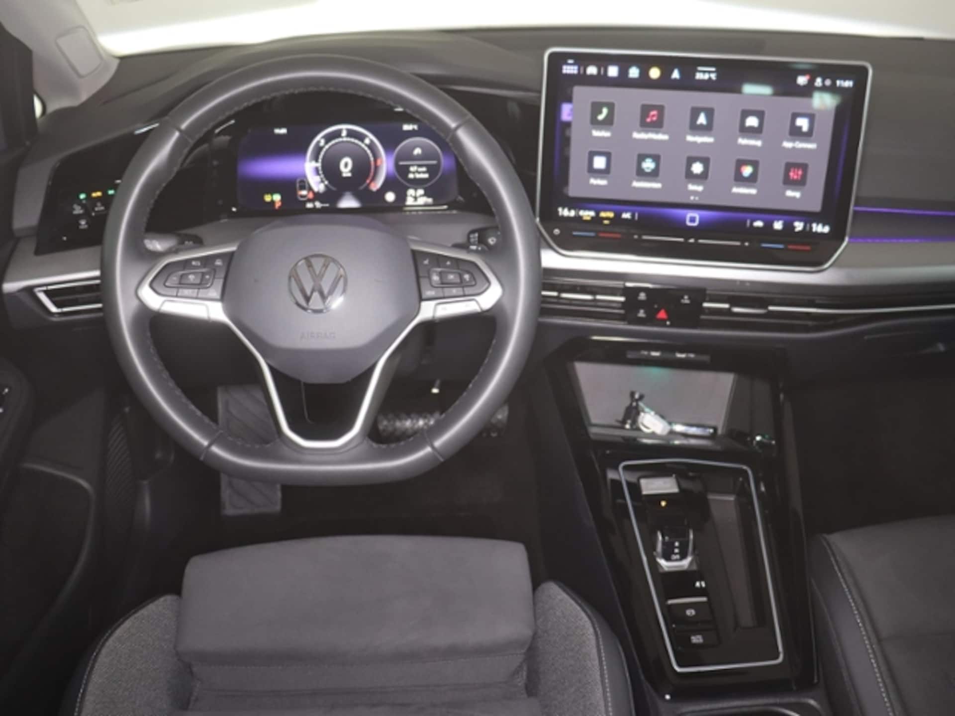 Volkswagen Golf Style