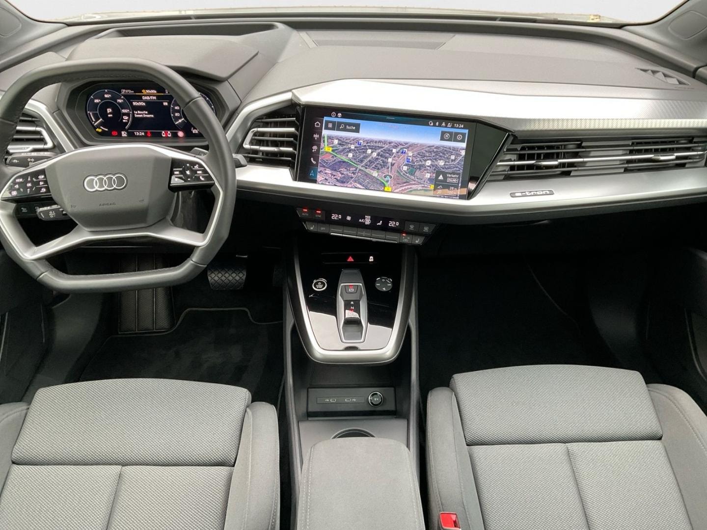 Bild über Audi Q4 e-tron 40 e-tron - für weitere Informationen kontaktieren Sie den Audi Partner
