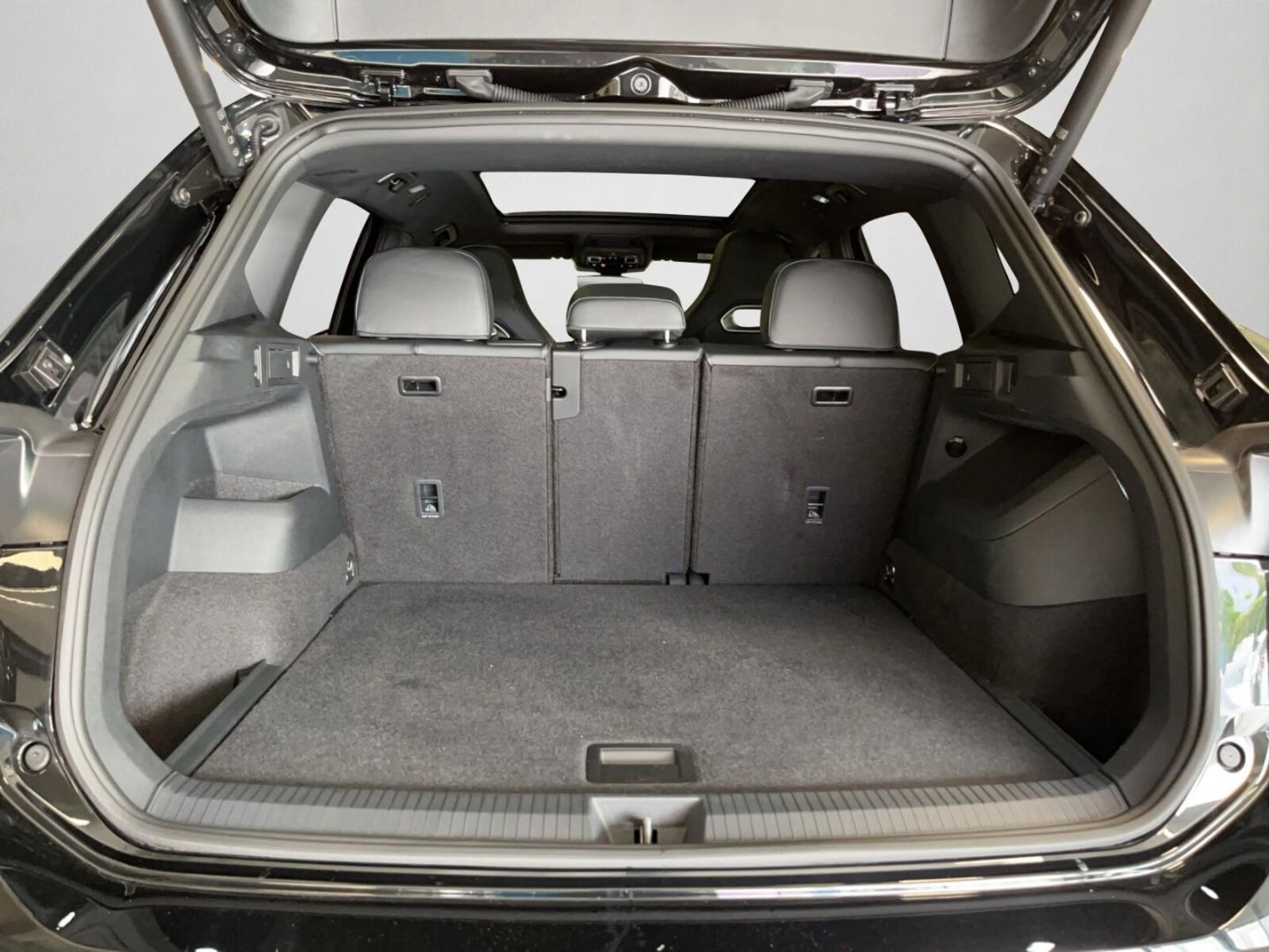 Volkswagen Tiguan – Bild 15
